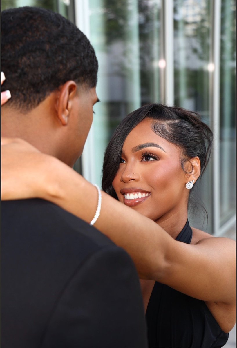 Christian H tweet media