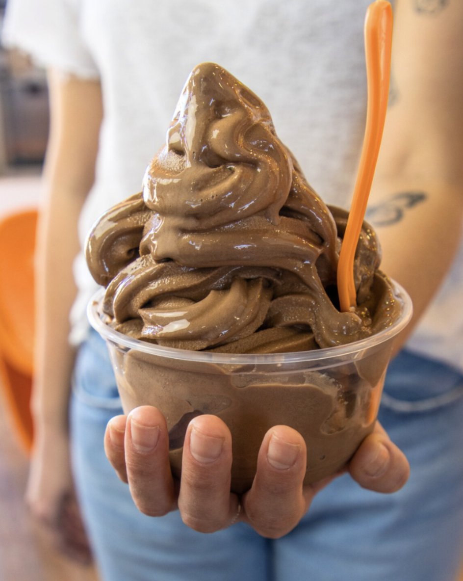 Orange Leaf Frozen Yogurt tweet media