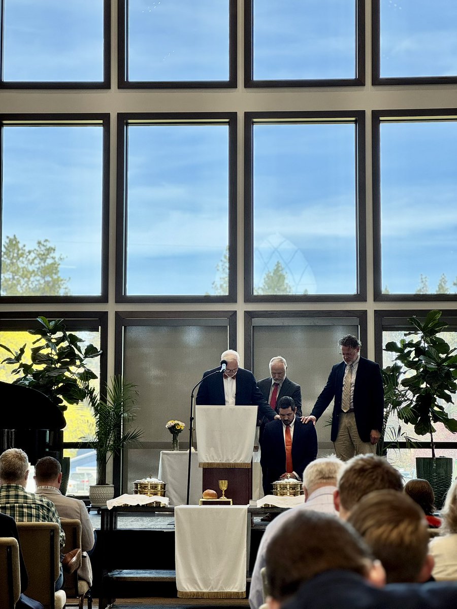 BeRegener8ed's tweet photo. Another elder installed to lead our growing body. Praise God from Whom all blessings flow, especially the blessing of wise &amp; godly leaders. https://t.co/UoETkoMslA