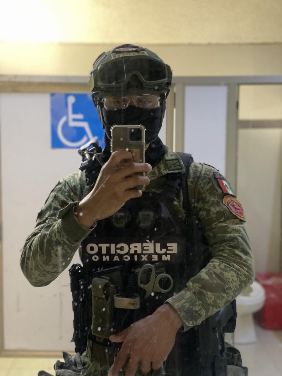Militar Hot🔥 tweet media