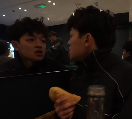 austxnn_'s tweet photo. 😭😭😭😭 https://t.co/EScY8vDAgR