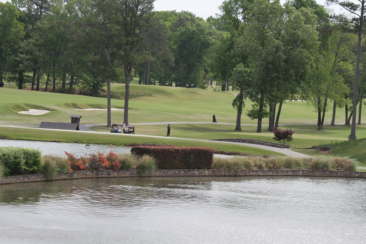 OVCSports's tweet image. .@LittleRockWGOLF leads after Round 1⃣ of the 2026 OVC Women's Golf ⛳️ Championship at @daltongcc. 

Recap, scores, photos and Round 2 tee times: bit.ly/4vz0j7T

#OVCit