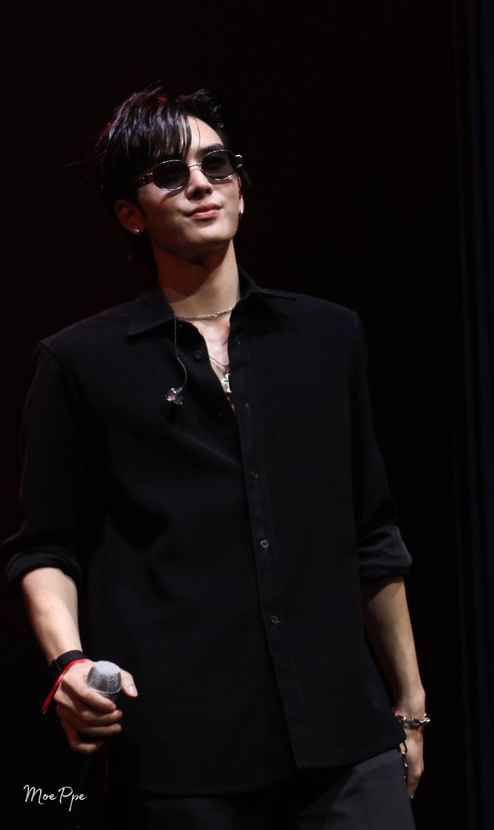 𝗠𝗢𝗘⁵²⁰ 🌷 tweet media