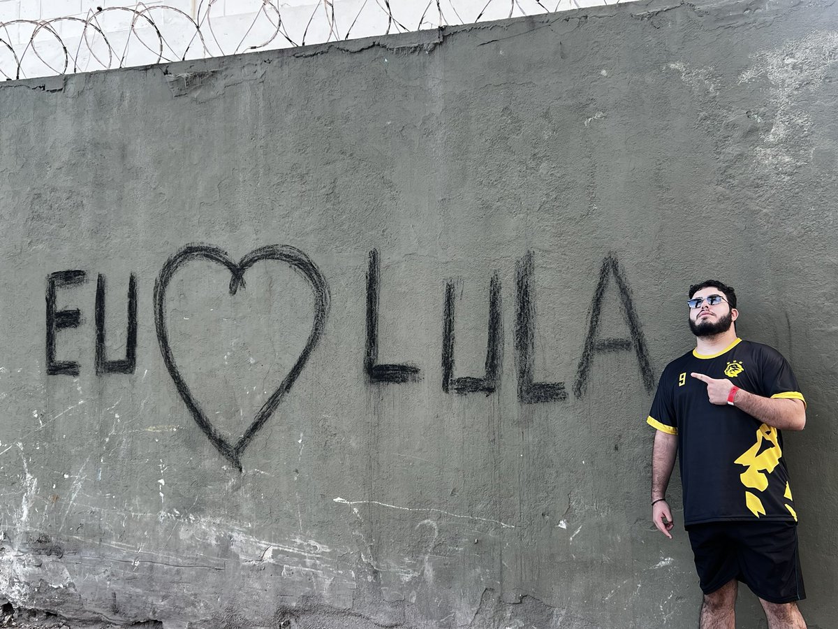 lulu tweet media