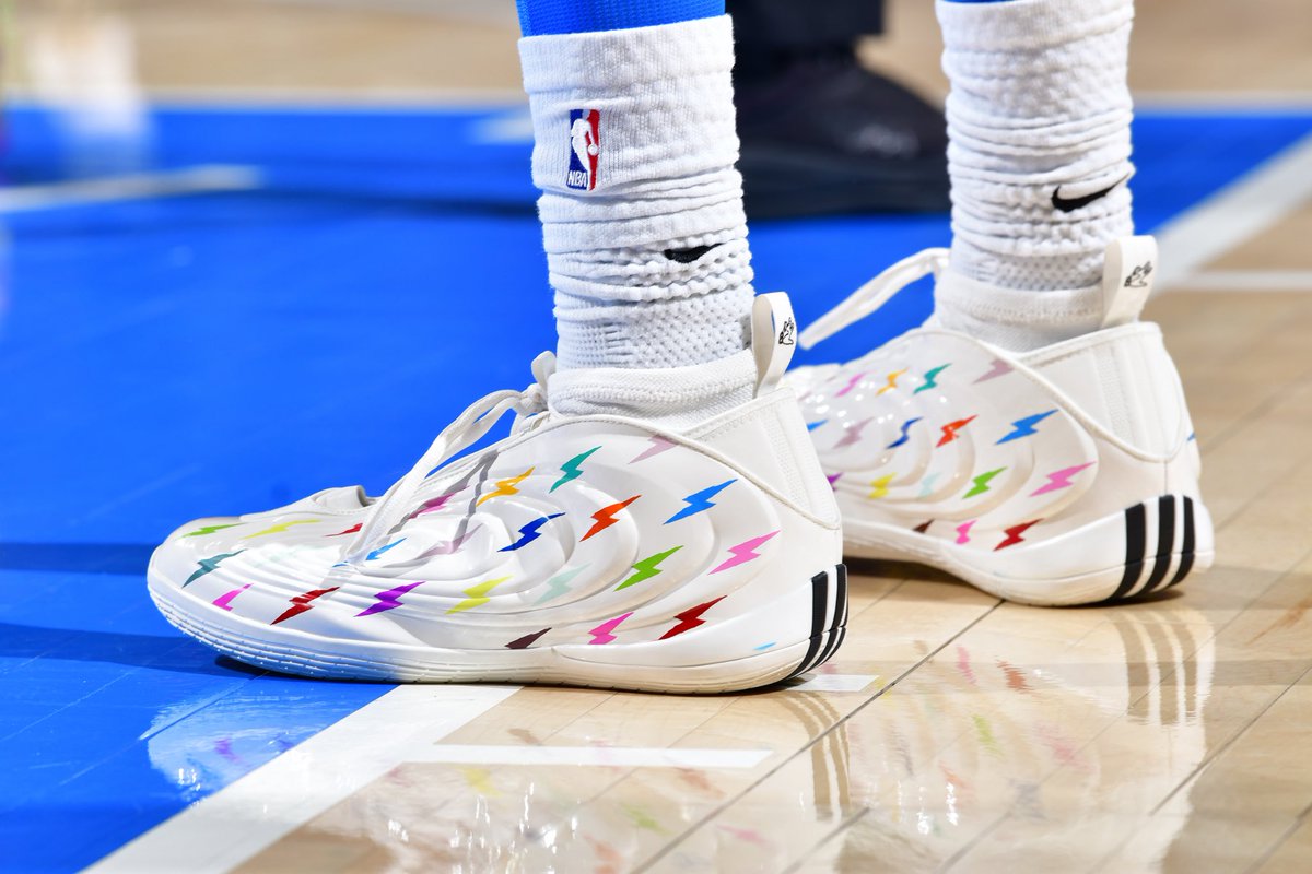 B/R Kicks tweet media