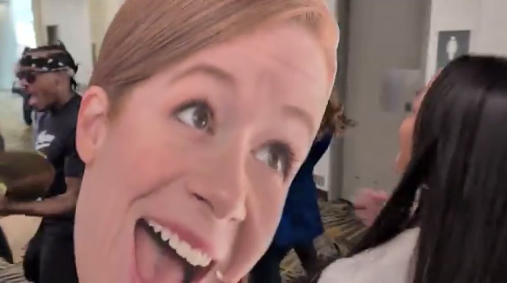 Joseph Wolf tweet media