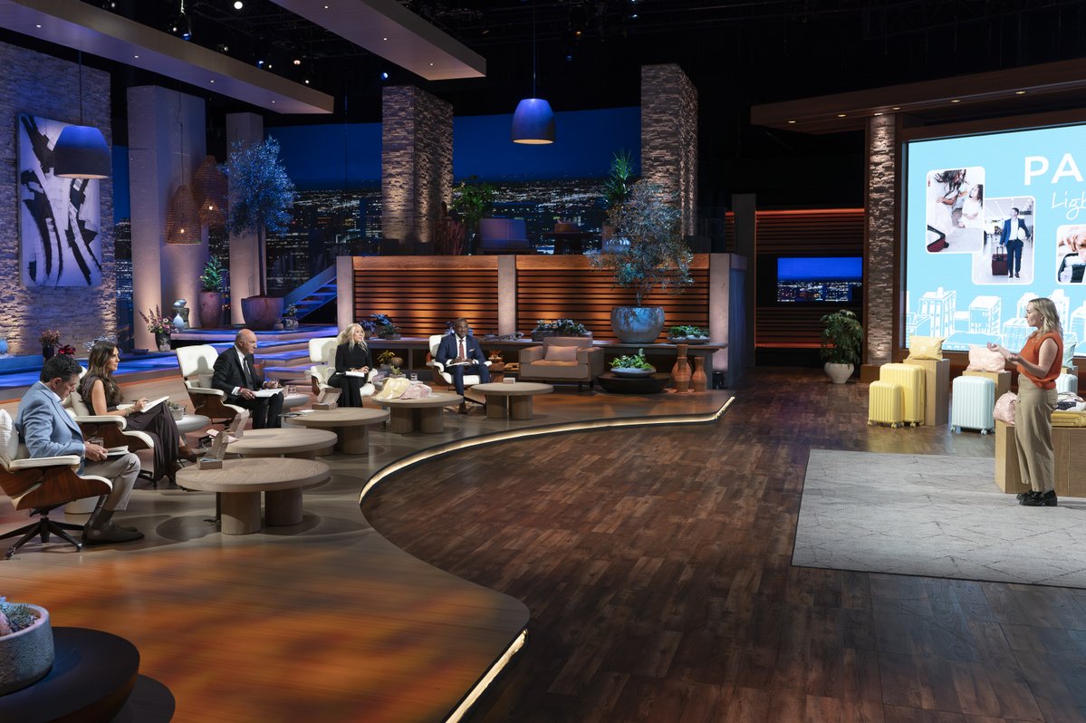ABCSharkTank's tweet image. Time to get Packd, because we're heading back to the Tank Wednesday at 10/9c on ABC! Stream on Hulu. #SharkTank