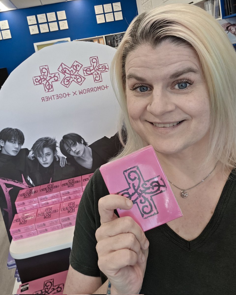 Manifesting my #BEOMGYU pola to complete my ah-mazing <a href="/hello82SANDIEGO/">hello82GO! SAN DIEGO</a> experience today at the #TOMORROWXTOGETHER_POPUP  🌀🕯💙 
<a href="/hello82official/">hello82</a> <a href="/TXT_bighit/">TXT OFFICIAL</a>
<a href="/hello82SANDIEGO/">hello82GO! SAN DIEGO</a>
#TOMORROWXTOGETHER_POPUP
#hello82 
#82giveaway