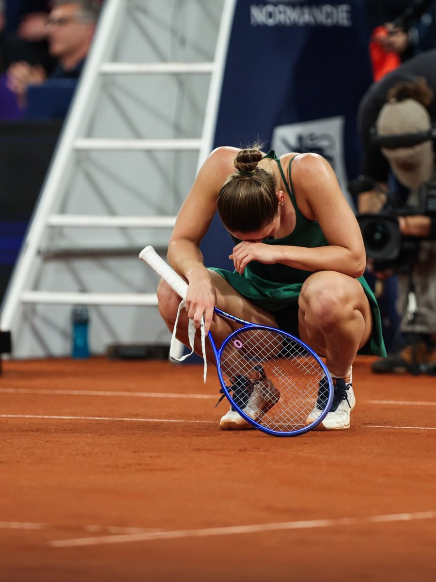 pooledaz888 tweet media