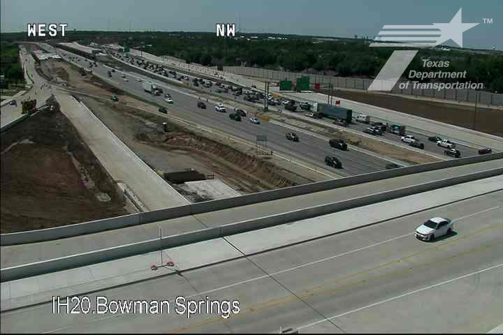 krldtraffic's tweet photo. #SECONNECTOR: Always a bit slow through this stretch - WB 20 between Little Road over to the IH-820 East Loop @KRLD #KRLDTraffic #1080KRLD #trafficalert @TxDOTFortWorth #Waze https://t.co/N7bmB8BjUO