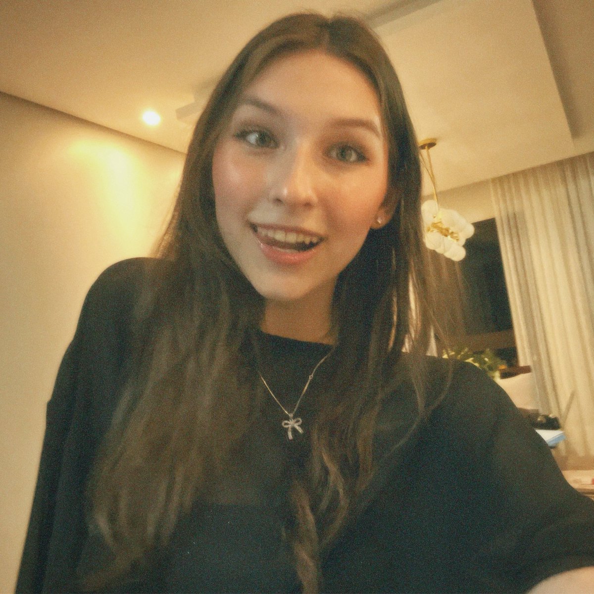 let ୨ৎ tweet media