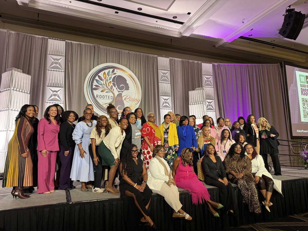 Juliana Stratton tweet media