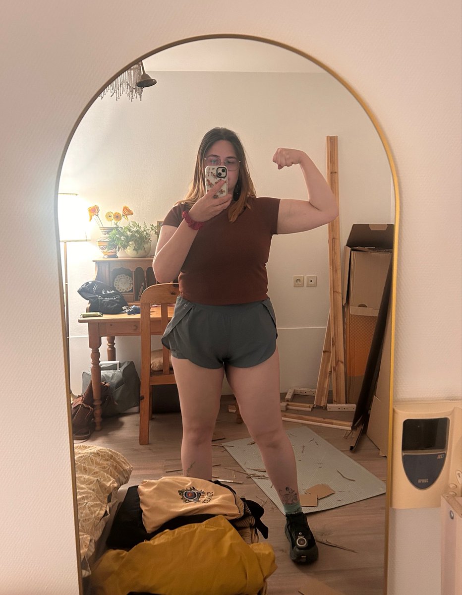 Rouge cailloux en berton 🏹 tweet media