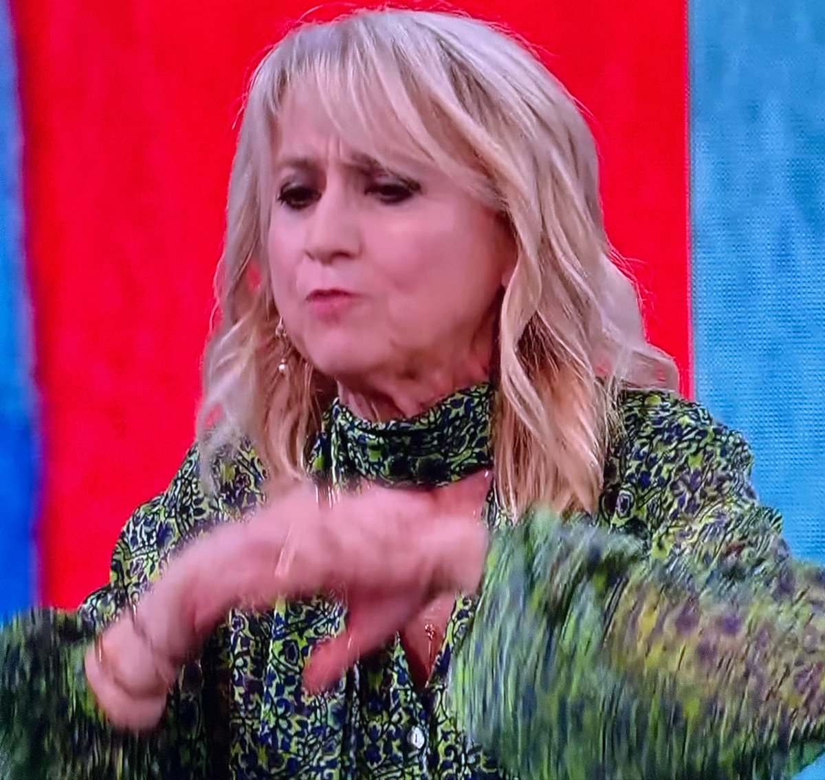 balloballo_'s tweet image. Un appello al 
DIRETTORE DELLA #RAI 
GIORGIO #MELONI 😂#CTCF