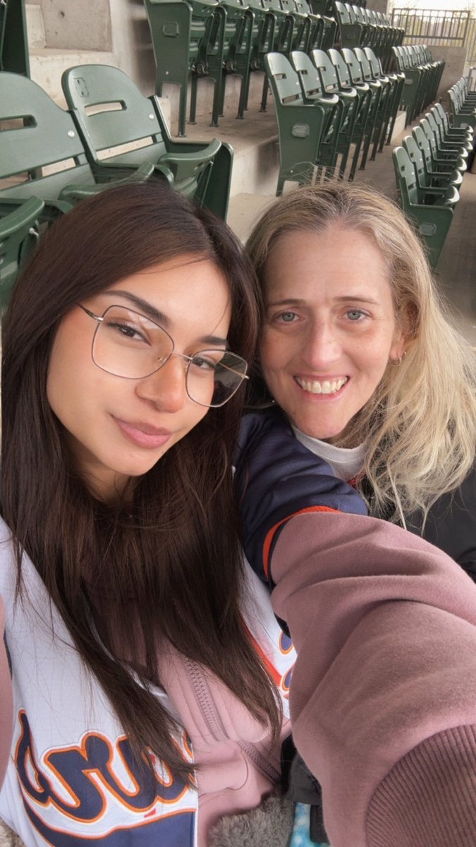 Caligirlzz's tweet photo. Just a little cold at the field today. https://t.co/l9Vq13kzzv