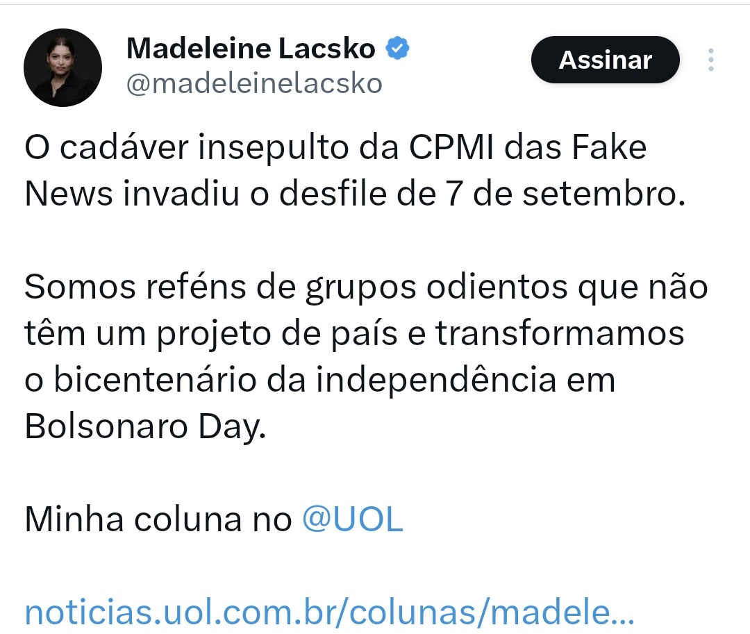 FlviaLeo16's tweet image. A nova amiga da Michelle.