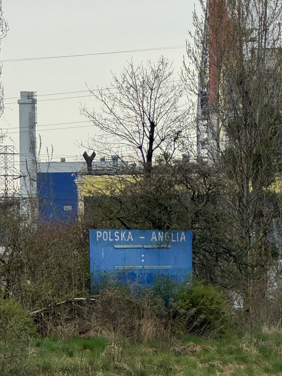 bloohair1970's tweet image. Stadion Stocznowies Gdansk . Venue for a famous game between #Poland u21 v #England u21 and the scoreboard still remains. #groundhopping