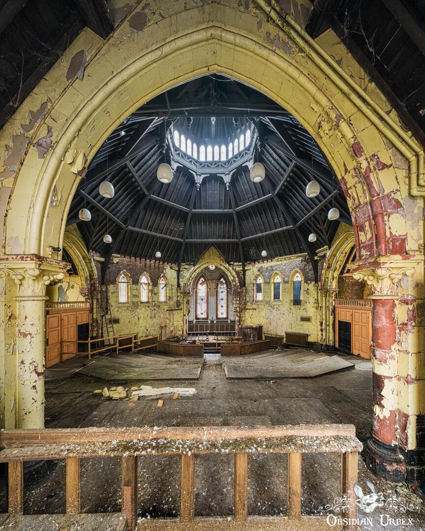 ObsidianUrbex's tweet image. 🆕 🏫 🇬🇧 New location feature: The Victorian Deaf Institute, England. For nearly a century it offered services to help those with hearing and speech disabilities. It was abandoned in the mid-2000s #Urbex #Victorian #Architecture