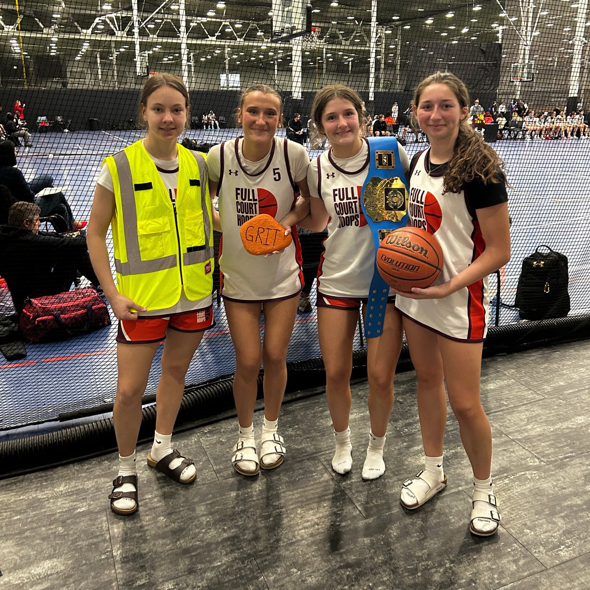 The_CoachWilson's tweet photo. What. A. Weekend!

The @fchclementines traveled out to Manheim, PA for this year’s *Live at the Nook!* and they matched up with some incredibly talented teams from NYC, Long Island, NJ &amp; PA, going 3-1. 

They EARNED every single win, playing gritty, team basketball!

🍊🤍💪🏼 https://t.co/lWJfujSIuw