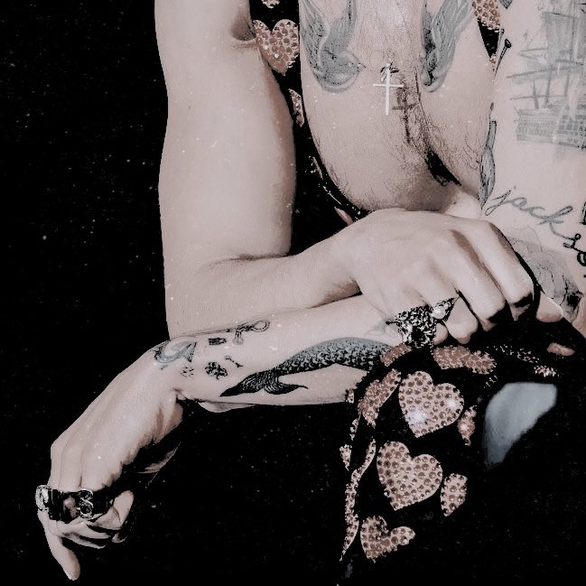 〝 𝓶ike tweet media