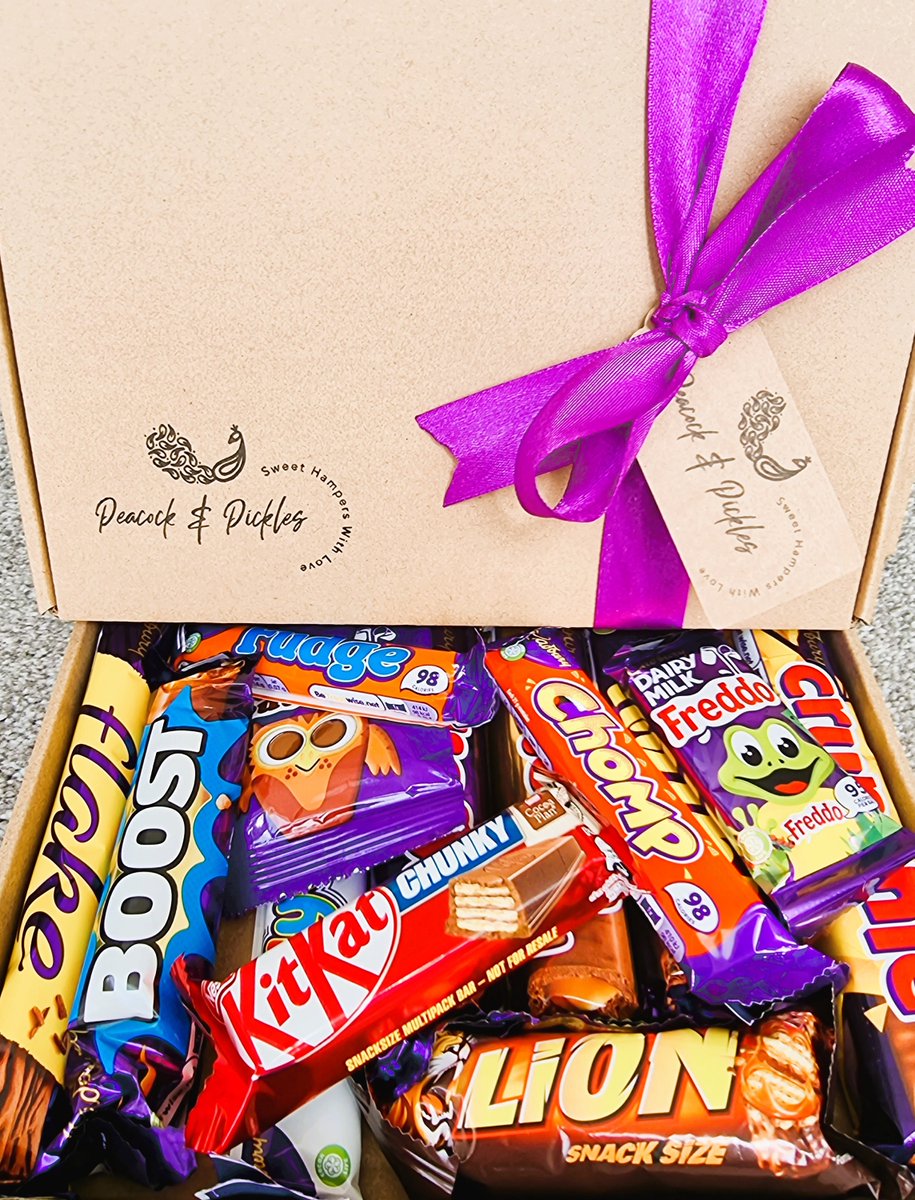 PeacockChoc's tweet image. Chocolate Bar Gift Box | Personalised Postal Present | Cadbury Selection Hamper tuppu.net/1dec8382 #handmadefurniture #chocolate #Photography #rusticfurniture #lakedistrict #greetingscard #birthday #shelving #housewarming #homeoffice #ChocolateGift