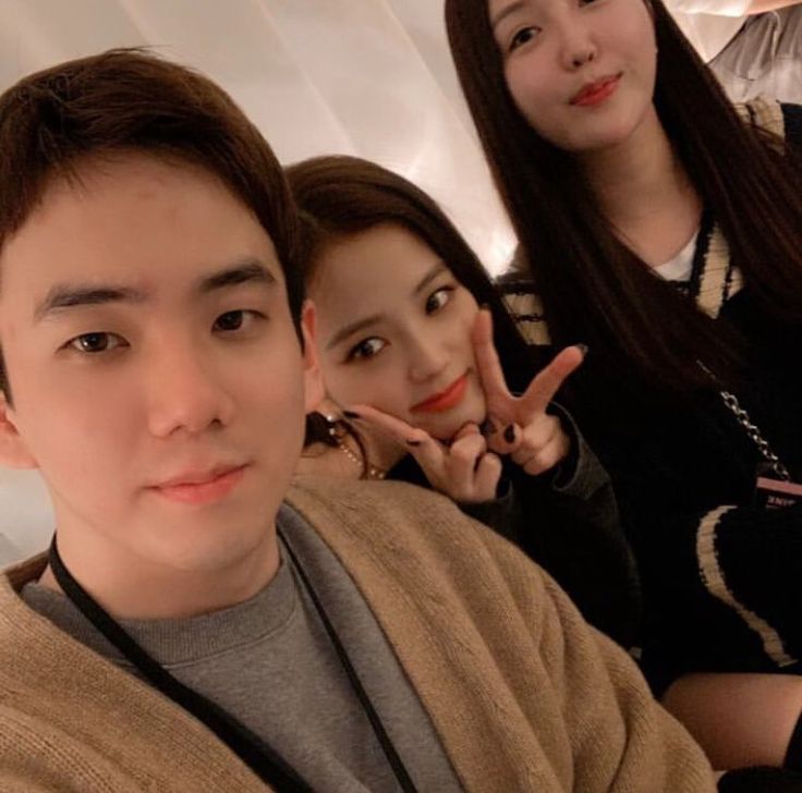 DzeeLeah15024's tweet image. Dih si najissss sekte belah FeFek, criminal family, baru punya kuota HAHAHAHA SIAL LUCU BANGET. sok keras lu, duit jajan sehari berapa?????? 
 #jisso #jissobrother #crime #toxicfamily #najis #trump #kpop #southkorea #bluehouse #poldametrojaya #syesye #pinkanmambo