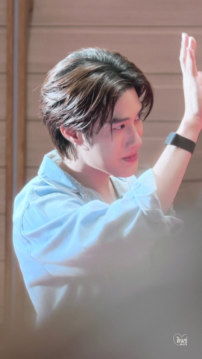 ลินซู tweet media