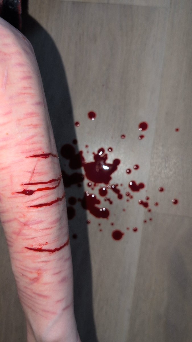 Me of shtwt tweet media