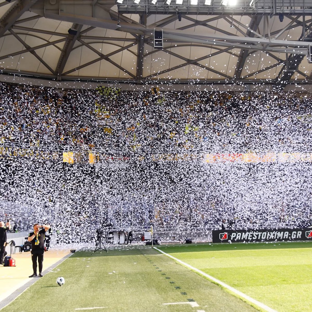 ΦΥΓΕ ΛΥΜΠΕ ®️ tweet media