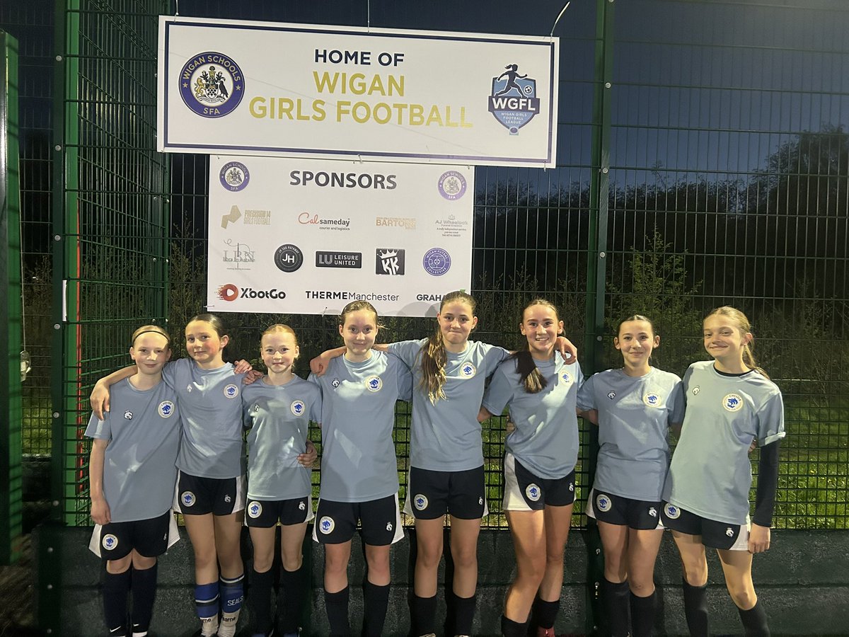 CFCGirlsPDC's tweet photo. Well done to our U14s who took on Wigan County U14s on Friday night — a great performance all round, and thank you for hosting us!
Special mention to our U12 players who stepped up to play at U14 level: Lexie L, Fearne C, Ella P, Izzy K &amp; Daisy R  fantastic effort from you all 👏 https://t.co/ts8Z5bgKG9