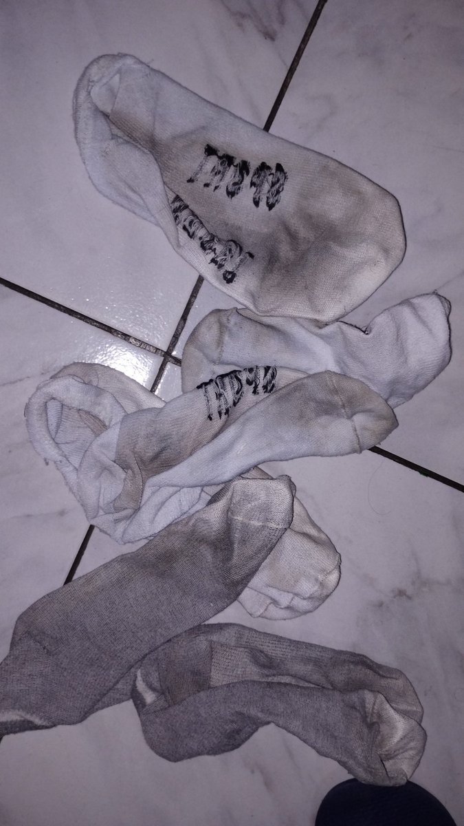 LukaFeet's tweet photo. https://t.co/jsecGByIdU