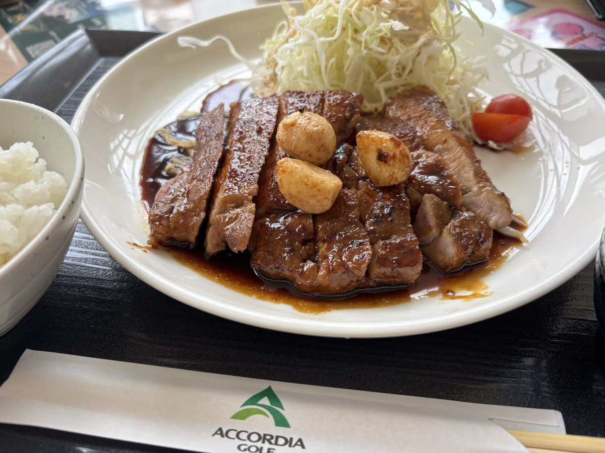 仔馬の優待生活 tweet media