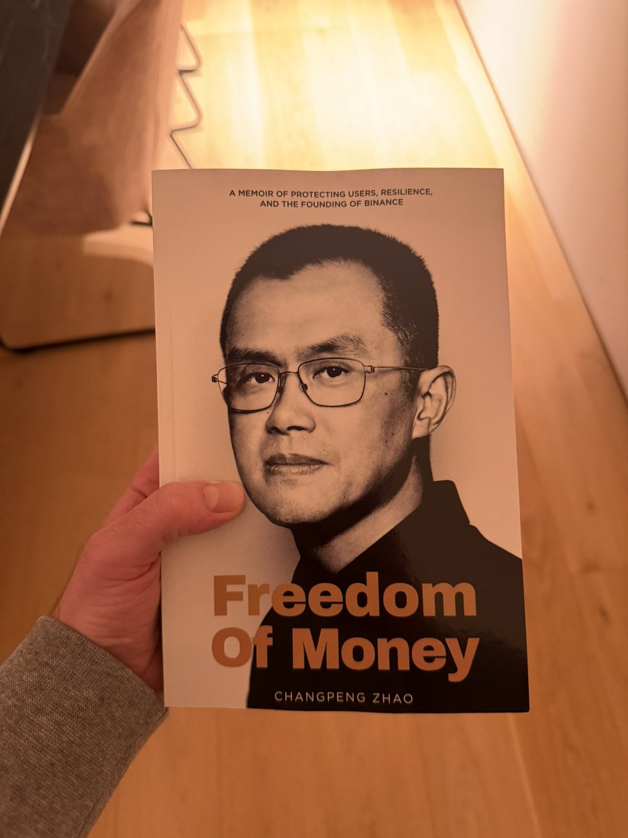 QuintenFrancois's tweet photo. Look what came in the mail today! 

Excited to start reading it https://t.co/b7fqkW7lP3