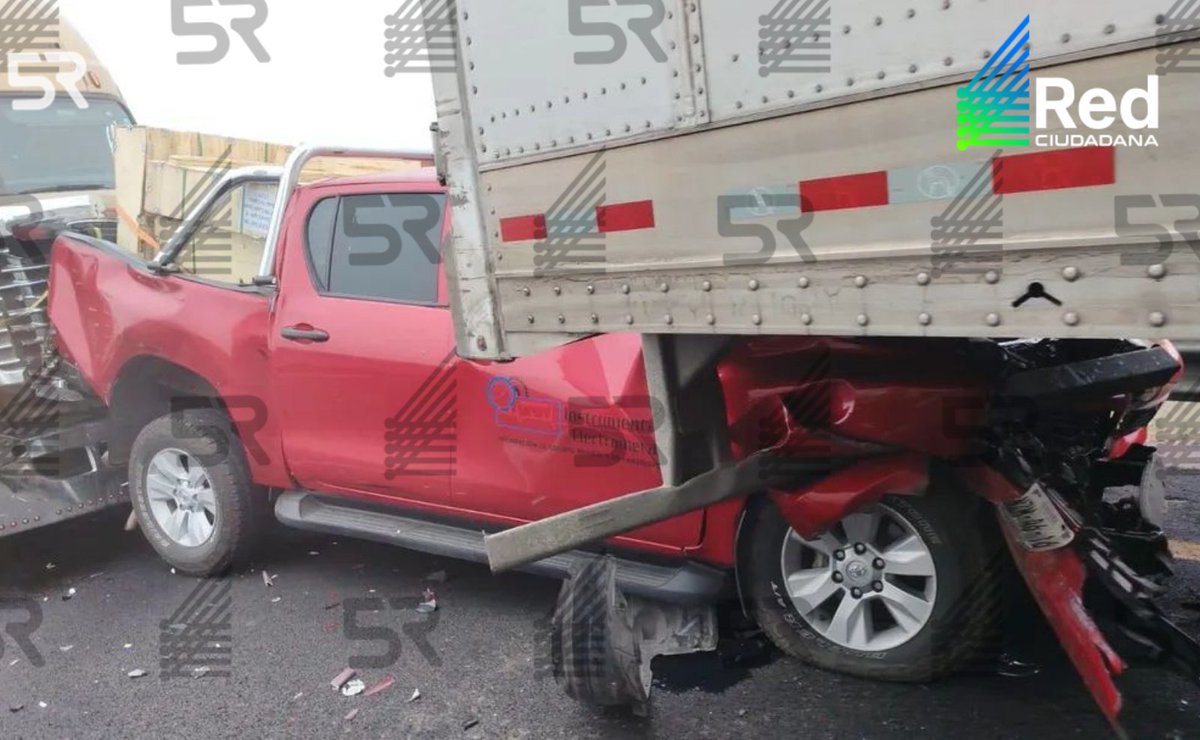 laredcincoradio's tweet photo. 🚧🚨 || Cierre total de circulación en la caseta Esperanza con dirección a Veracruz por choque múltiple en la autopista Puebla–Ciudad Mendoza, a la altura del kilómetro 224; no hay paso hacia Ciudad Mendoza. https://t.co/sG7T91pXVW