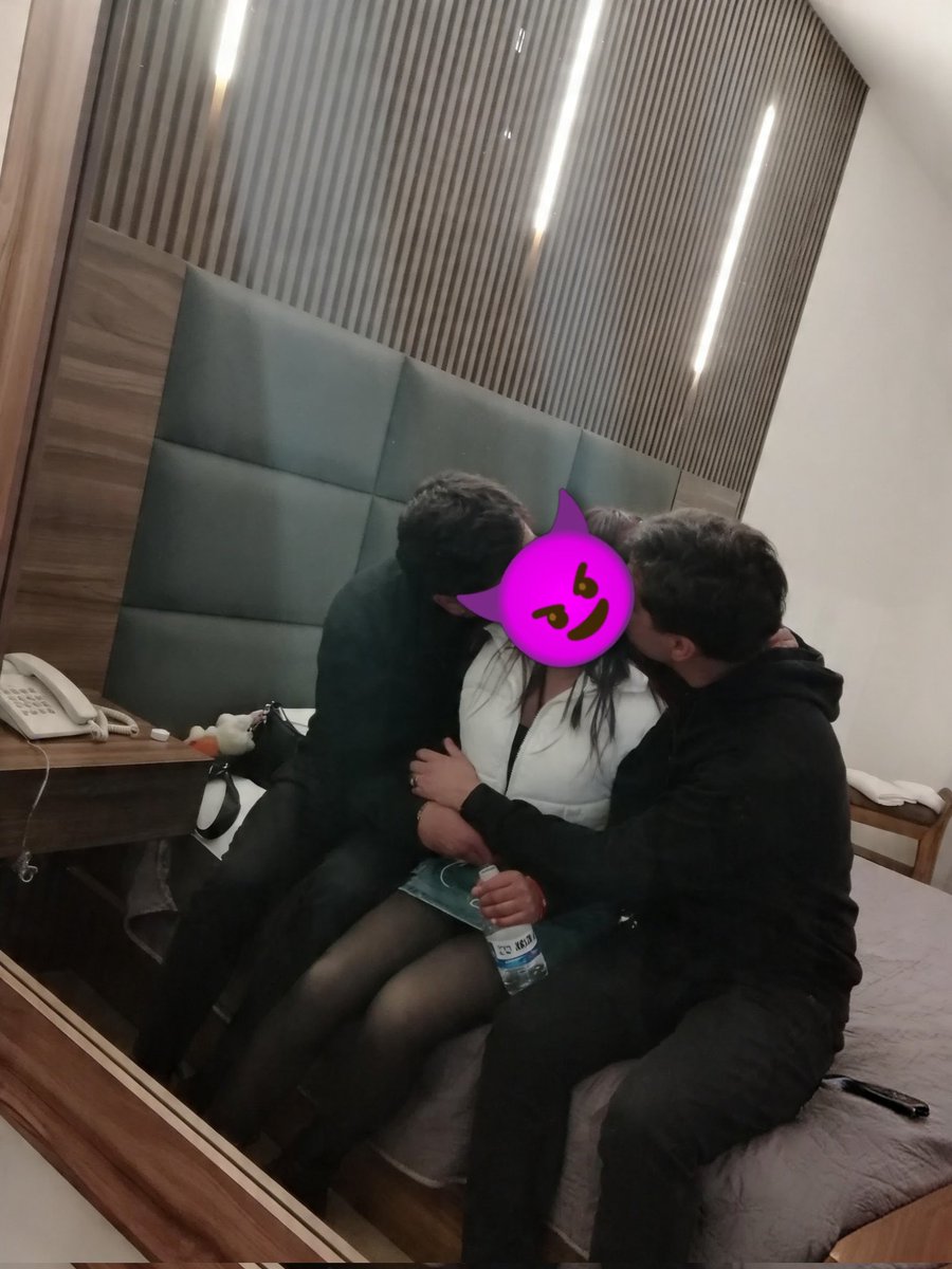 jen&JCuck tweet media