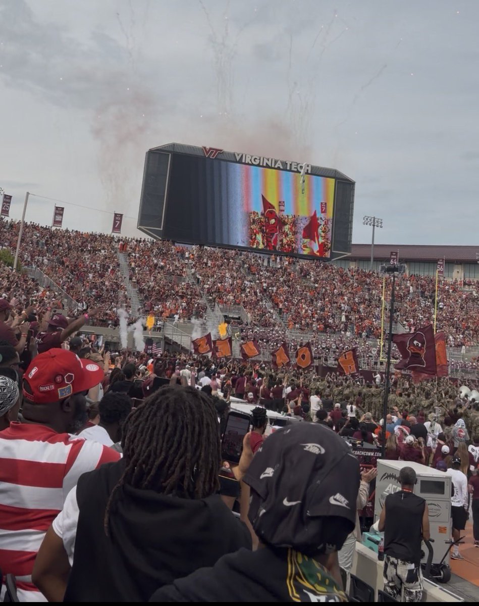 24saucy_'s tweet photo. Amazing Experience At Virginia Tech Yesterday!! https://t.co/6r05W2yMsN