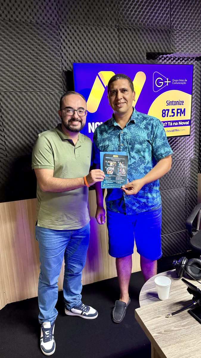 Divulgando nossa Santiago em Jaguari, convidando a todos para a nossa 2ª FENAMEL, na Rádio Nova 87.5 FM com o amigo Felipe Domingos, do programa Baladão 87.