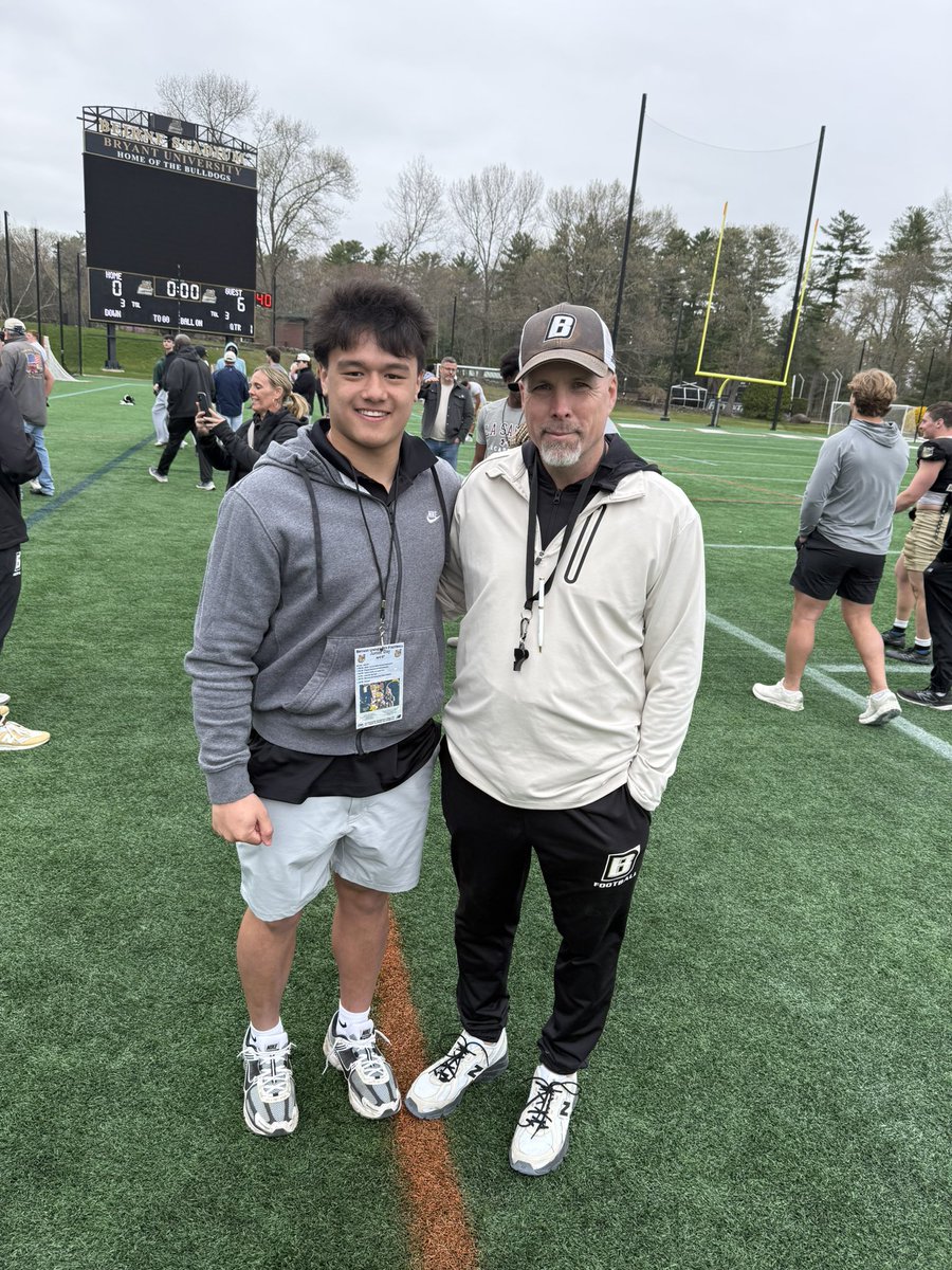 Carson_kim10's tweet photo. I had a great visit @BryantUFootball! I had a great time touring campus and the facilities! Bryant was very impressive! Looking forward to camp!
@CoachGHardin
@Coach_McKaig
@CMerrittMT 
@PRZcory https://t.co/IyolBOoRoX