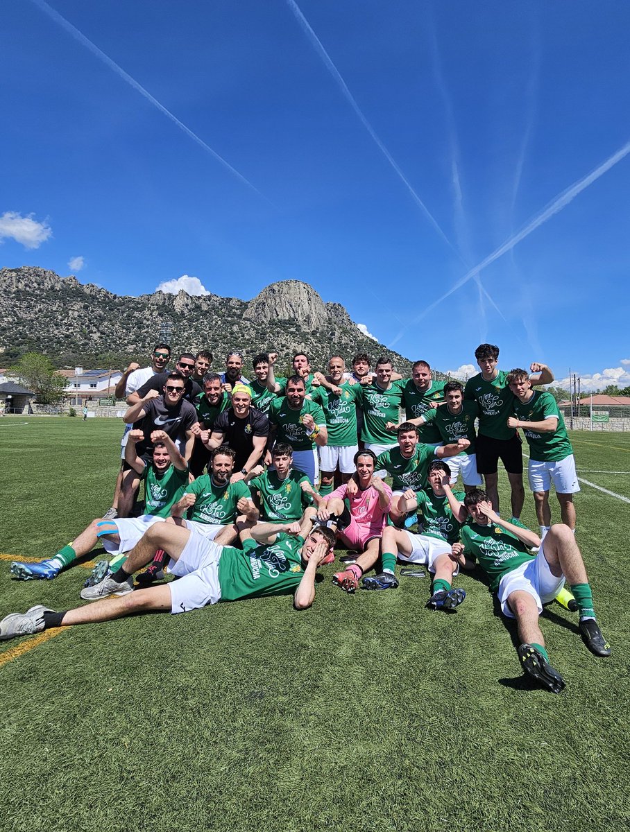 AD LA CABRERA 💚🤍⚽️ tweet media