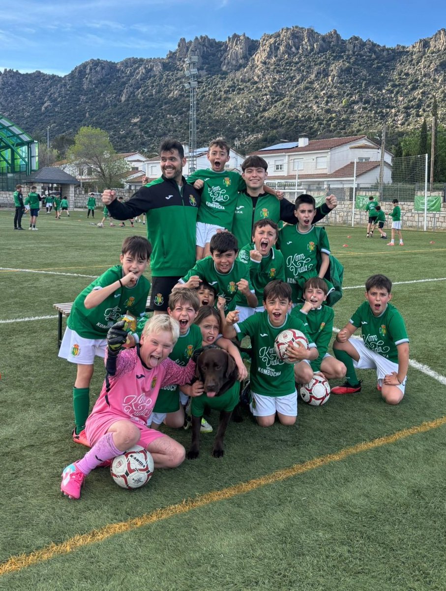 AD LA CABRERA 💚🤍⚽️ tweet media