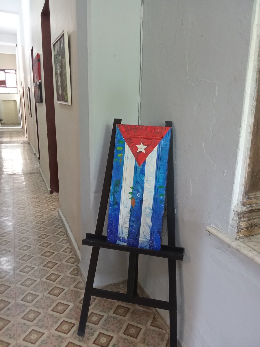 Roilancu1's tweet image. Recorremos el Centro Experimental de Artes Visuales, una digna sede para el #arte y la creación, en 23 y C. Otro sueño hecho realidad en su 50 Aniversario, con #PlazaEnElCorazón.
Aquí estamos porque #LaCulturaEsLaPatria. 
#SiempreEs26Plaza 
#GirónEsHoy 
#CubaEstáFirme