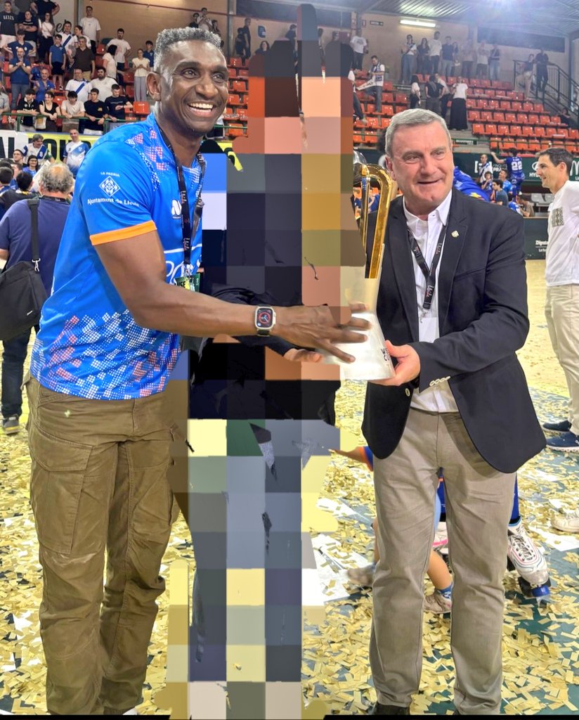 elmut (Harpo Marc) tweet media