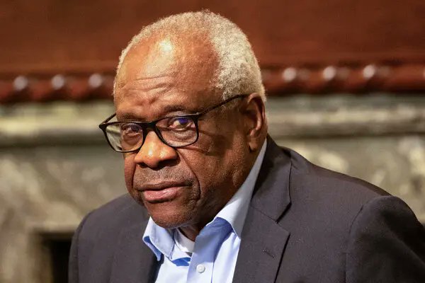 西蒙•冯•弗雷德里希•胥库兹Simon Von Friedrich Xurcuz tweet media