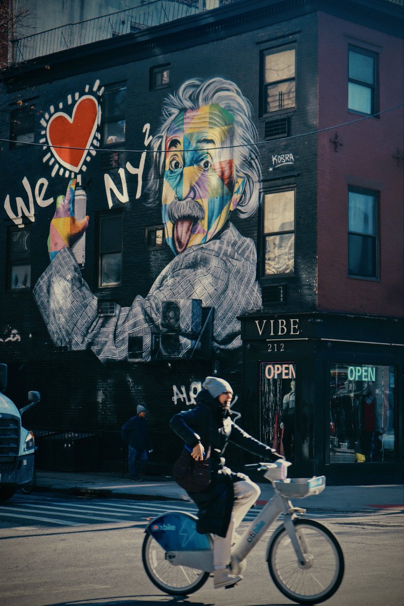 Lefty Van Lowe tweet media