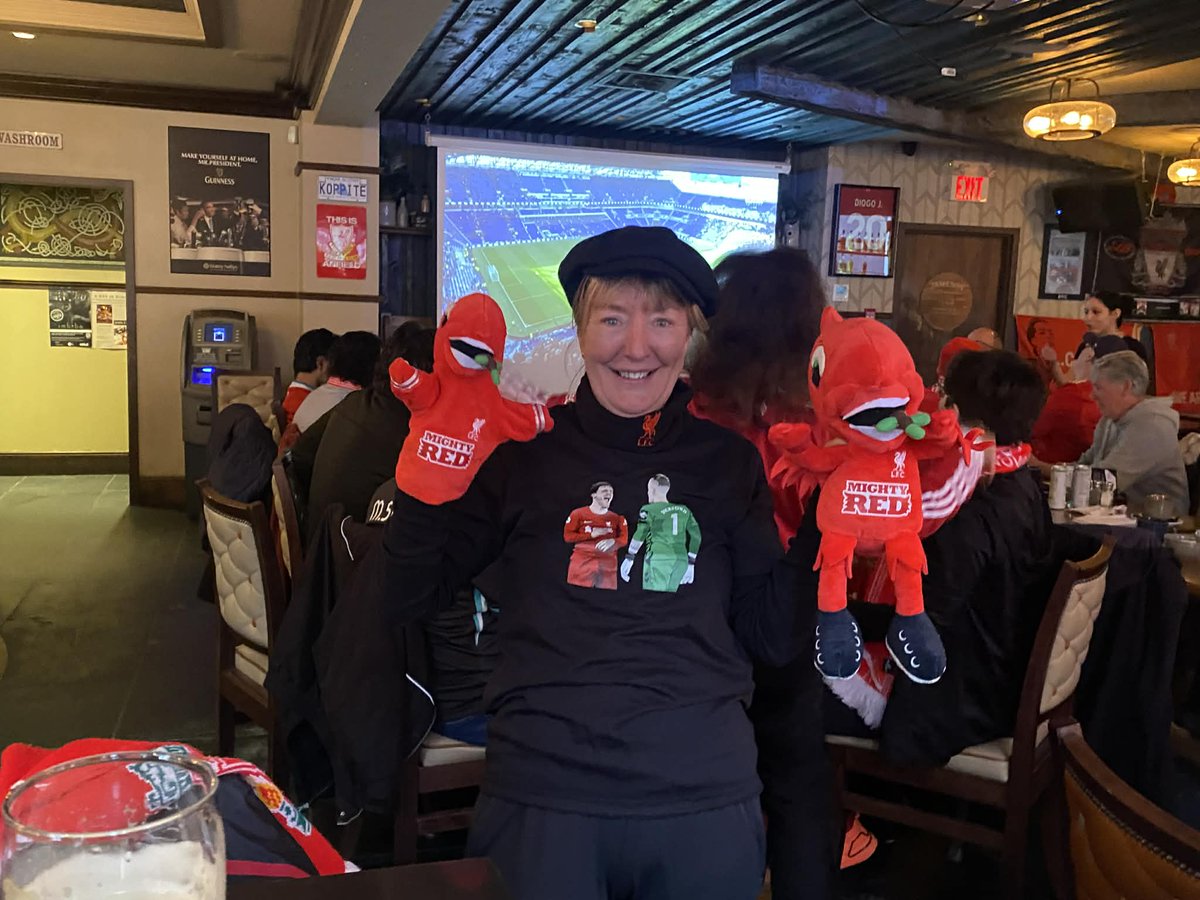 PFB6's tweet photo. Derby Day!!!🎁🥊 https://t.co/el07Jestsl