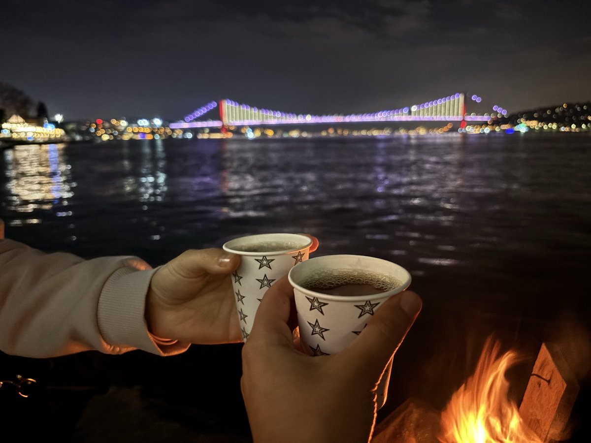 nsbcbn8's tweet photo. Bir çay ,bir dost… https://t.co/tpbU6FabKy