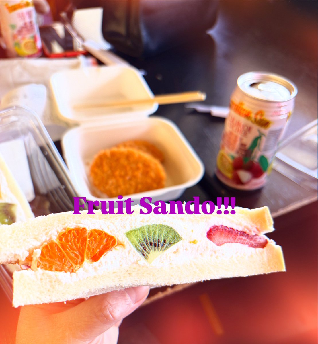 sicamrealty's tweet image. Finally trying a #Japanese #FruitSando at #TokyoCentral!!! Oishi