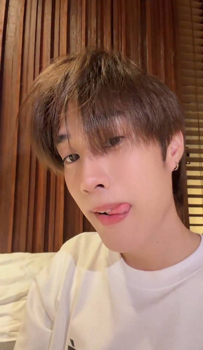 ซันนี่แฟลร์ที่รออินคุณ💚🐶 tweet media