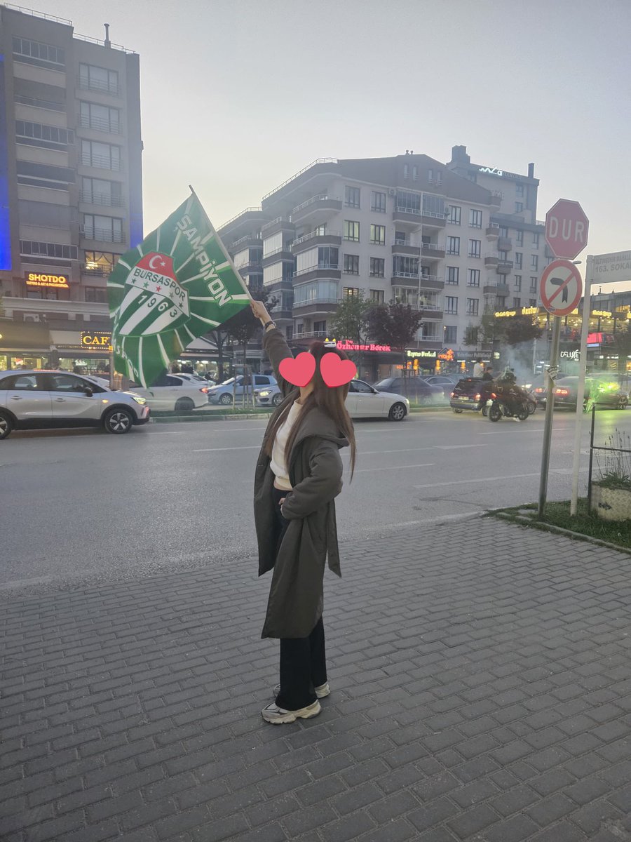 öyleişte tweet media