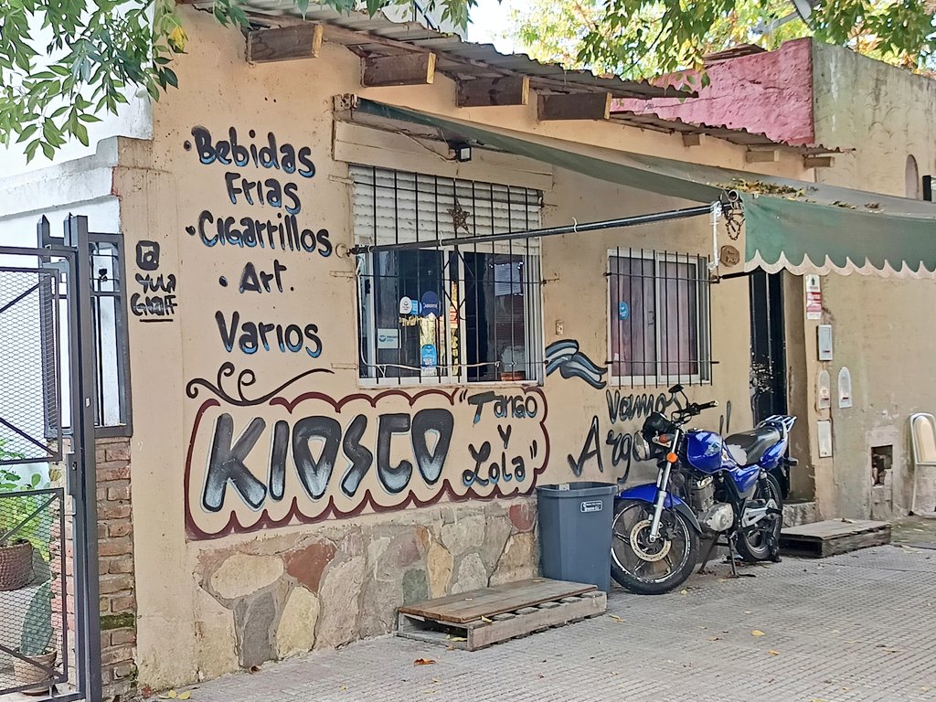 GustavoUltrapop's tweet photo. Villa Pueyrredón es un barrio precioso y debería ser declarado ya como Patrimonio de la Humanidad y no dentro de 50 años cuando se den cuenta y ya es tarde. https://t.co/9BPG0Sy0KV